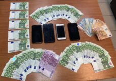 Συνελήφθησαν 4 άτομα στην Πιερία για κυκλοφορία πλαστών χαρτονομισμάτων.